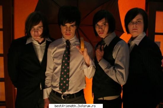 pics - lovesucks - PANIC!AT THE DISCO